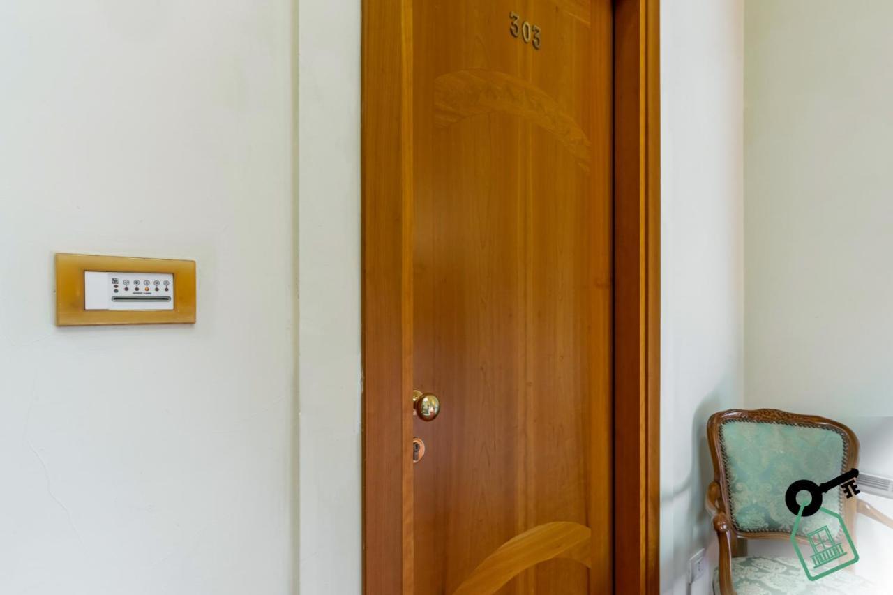 فيربانيا Hotel Rooms Lago Maggiore المظهر الخارجي الصورة
