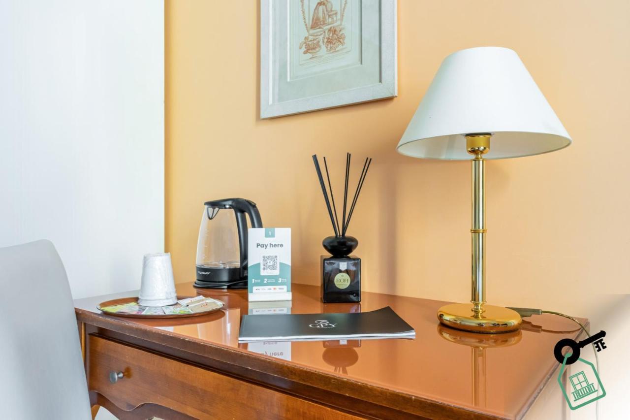 فيربانيا Hotel Rooms Lago Maggiore المظهر الخارجي الصورة