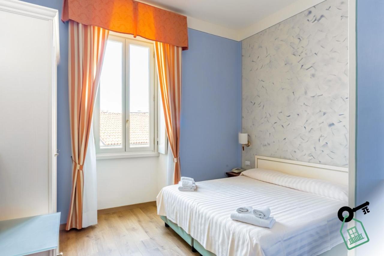 فيربانيا Hotel Rooms Lago Maggiore المظهر الخارجي الصورة